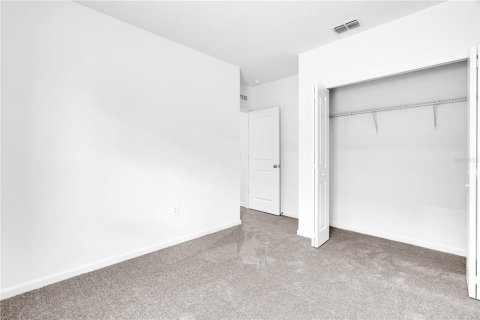 House in Kissimmee, Florida 4 bedrooms, 179.86 sq.m. № 1884516 - photo 17