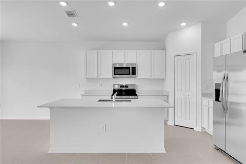 House in Kissimmee, Florida 4 bedrooms, 179.86 sq.m. № 1884516 - photo 5