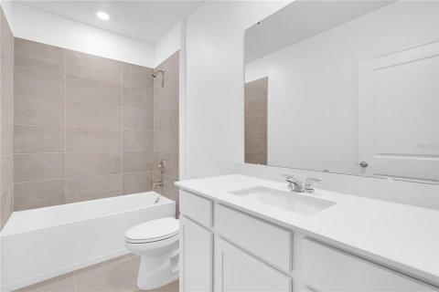House in Kissimmee, Florida 4 bedrooms, 179.86 sq.m. № 1884516 - photo 11