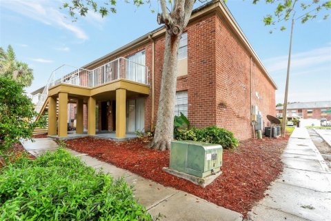 Condominio en venta en Maitland, Florida, 1 dormitorio, 70.51 m2 № 1773895 - foto 1