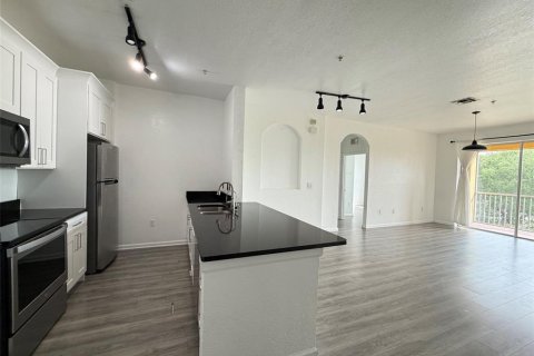 Condo in Orlando, Florida, 3 bedrooms  № 2107784 - photo 7