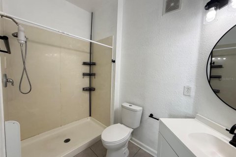 Condo in Orlando, Florida, 3 bedrooms  № 2107784 - photo 11