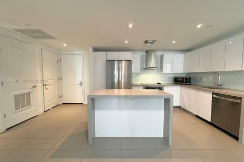 Снять в аренду кондоминиум в Майами, Флорида 1 спальня, 69.86м2, № 2023475 - фото 3