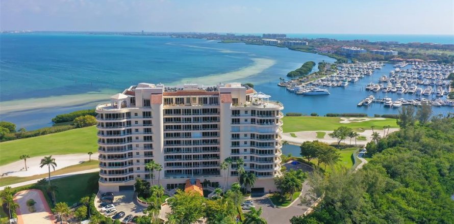 Condominio en Longboat Key, Florida, 2 dormitorios № 2098729