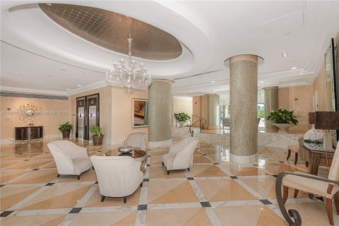 Снять в аренду кондоминиум в Майами-Бич, Флорида 1 спальня, 76.09м2, № 2020980 - фото 2