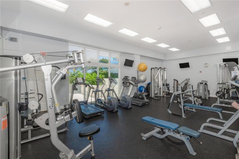 Снять в аренду кондоминиум в Майами-Бич, Флорида 1 спальня, 76.09м2, № 2020980 - фото 24