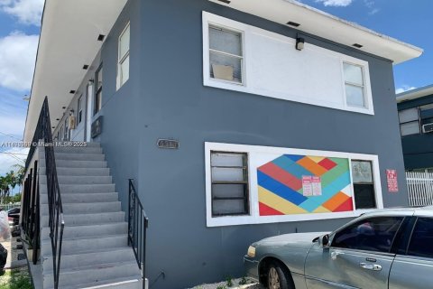 Copropriété à louer à Miami, Floride: 1 chambre, 39.3 m2 № 1946689 - photo 3
