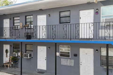 Copropriété à louer à Miami, Floride: 1 chambre, 39.3 m2 № 1946689 - photo 7