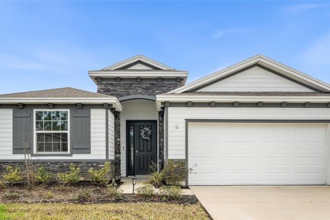 House in Alachua, Florida 4 bedrooms, 183.95 sq.m. № 1521429 - photo 1
