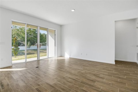 Villa ou maison à vendre à Ocala, Floride: 4 chambres, 190.54 m2 № 2415067 - photo 8