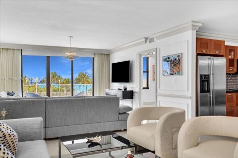 Купить кондоминиум в Бэл-Харбор, Флорида 3 спальни, 184.5м2, № 1897759 - фото 7