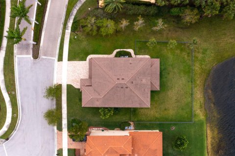 House in Parkland, Florida 4 bedrooms, 345.6 sq.m. № 1059929 - photo 1