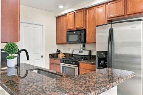Touwnhouse à vendre à New Port Richey, Floride: 3 chambres, 133.59 m2 № 2398271 - photo 4