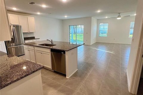 House in Ocala, Florida 3 bedrooms, 156.45 sq.m. № 2379720 - photo 6