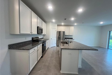 House in Ocala, Florida 3 bedrooms, 156.45 sq.m. № 2379720 - photo 9