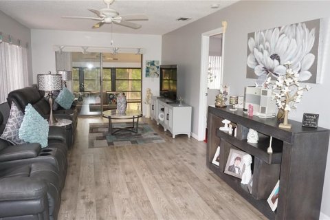 Купить кондоминиум в Гудзон, Флорида 5 комнат, 106.28м2, № 2211404 - фото 11