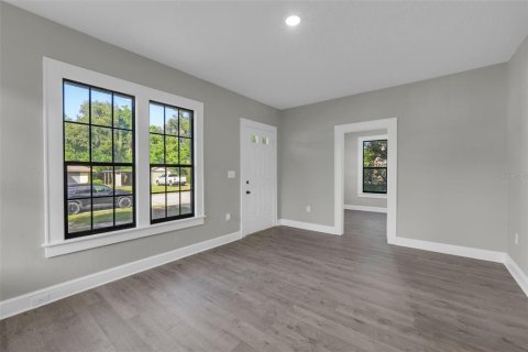 Casa en venta en Eustis, Florida, 4 dormitorios, 208.47 m2 № 2425905 - foto 27