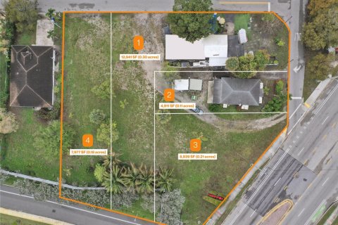 Immobilier commercial à Pompano Beach, Floride № 2145978