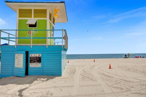 Immobilier commercial à vendre à Pompano Beach, Floride № 2145978 - photo 9