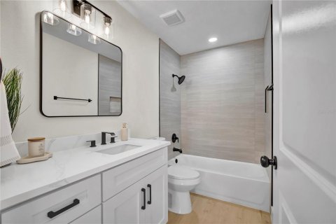 Villa ou maison à vendre à Orlando, Floride: 3 chambres, 123 m2 № 2308739 - photo 15