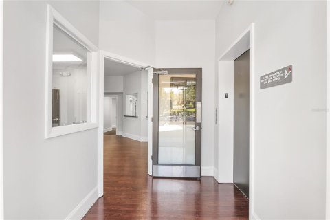 Immobilier commercial à louer à Gainesville, Floride: 875.79 m2 № 1901672 - photo 15