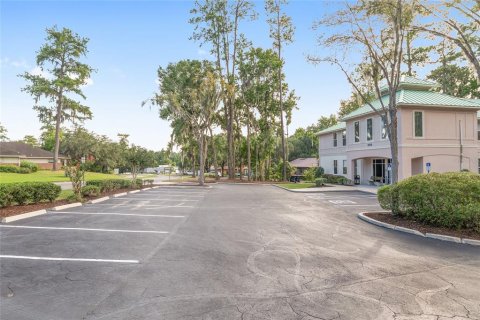 Immobilier commercial à louer à Gainesville, Floride: 875.79 m2 № 1901672 - photo 9