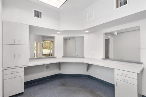 Immobilier commercial à louer à Gainesville, Floride: 875.79 m2 № 1901672 - photo 24