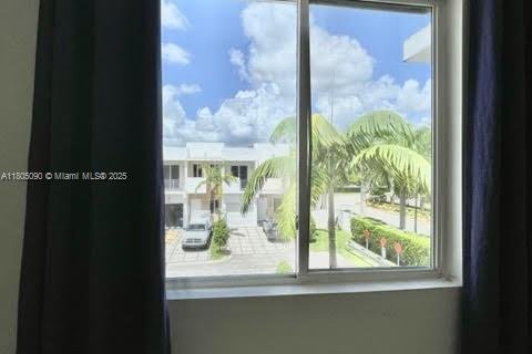 Adosado en venta en Doral, Florida, 3 dormitorios, 168.71 m2 № 2014464 - foto 15