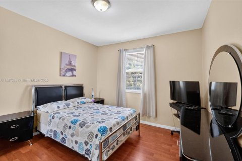 Townhouse in Homestead, Florida 4 bedrooms, 188.41 sq.m. № 1883791 - photo 29