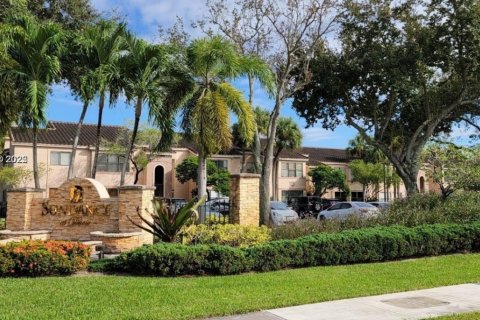 Condo in Davie, Florida, 2 bedrooms  № 1818500 - photo 2