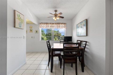 Condominio en alquiler en Deerfield Beach, Florida, 2 dormitorios, 76.18 m2 № 2076899 - foto 5