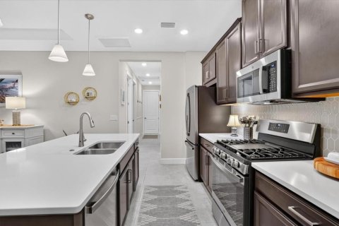 Villa ou maison à vendre à Palmetto, Floride: 3 chambres, 168.34 m2 № 2418415 - photo 8
