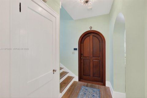 Casa en alquiler en Coral Gables, Florida, 4 dormitorios, 276.11 m2 № 2063151 - foto 12