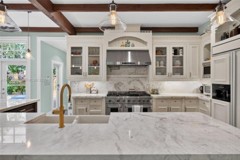 Casa en alquiler en Coral Gables, Florida, 4 dormitorios, 276.11 m2 № 2063151 - foto 28