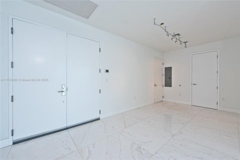 Copropriété à vendre à Sunny Isles Beach, Floride: 2 chambres, 192.31 m2 № 1977613 - photo 22