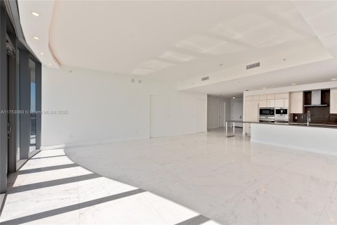 Copropriété à vendre à Sunny Isles Beach, Floride: 2 chambres, 192.31 m2 № 1977613 - photo 6