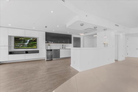 Copropriété à vendre à Miami, Floride: 3 chambres, 241.55 m2 № 1973470 - photo 14