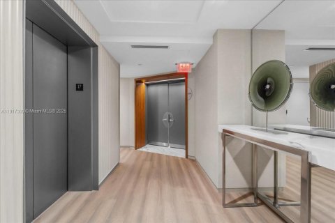 Copropriété à vendre à Miami, Floride: 3 chambres, 241.55 m2 № 1973470 - photo 5