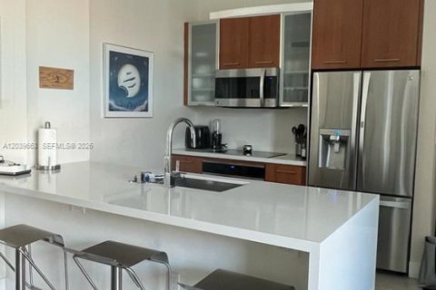 Copropriété à louer à Miami, Floride: 2 chambres, 110.46 m2 № 2089469 - photo 3