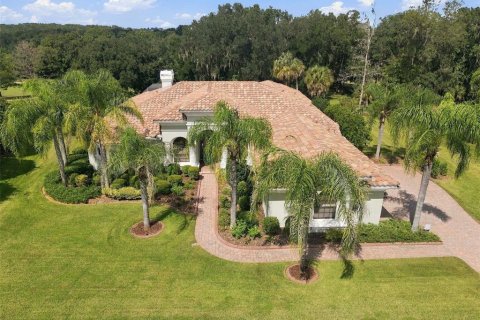 Casa en Dade City, Florida 3 dormitorios, 312.62 m2 № 2383738