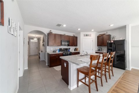 Casa en venta en Wildwood, Florida, 4 dormitorios, 193.52 m2 № 1783339 - foto 13