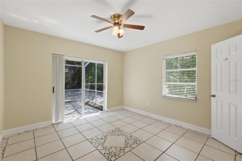 House in Sarasota, Florida 4 bedrooms, 178.47 sq.m. № 2147783 - photo 14