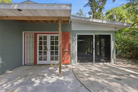 House in Sarasota, Florida 4 bedrooms, 178.47 sq.m. № 2147783 - photo 20