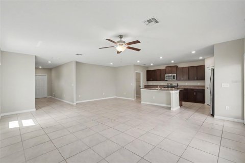Villa ou maison à vendre à Sun City Center, Floride: 5 chambres, 210.33 m2 № 2388737 - photo 4