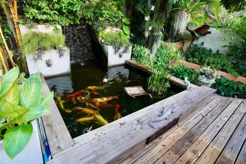 Villa ou maison à vendre à Miami Beach, Floride: 4 chambres, 219.53 m2 № 1969394 - photo 14