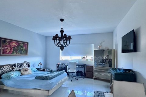 Купить кондоминиум в Норт-Майами, Флорида 3 спальни, 167.32м2, № 1999130 - фото 8