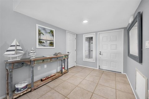 Copropriété à vendre à Punta Gorda, Floride: 2 chambres, 140.84 m2 № 2342208 - photo 5