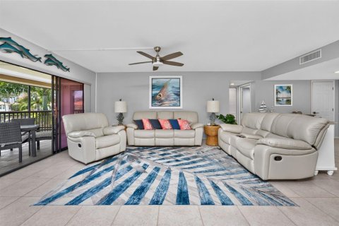 Copropriété à vendre à Punta Gorda, Floride: 2 chambres, 140.84 m2 № 2342208 - photo 18