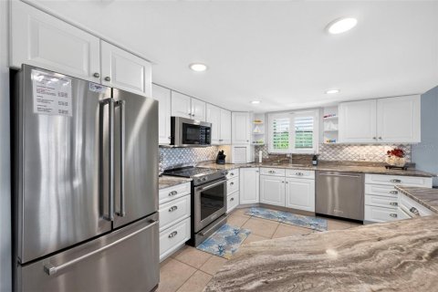 Copropriété à vendre à Punta Gorda, Floride: 2 chambres, 140.84 m2 № 2342208 - photo 23