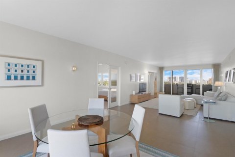 Condo in Fort Lauderdale, Florida, 3 bedrooms  № 2281166 - photo 15